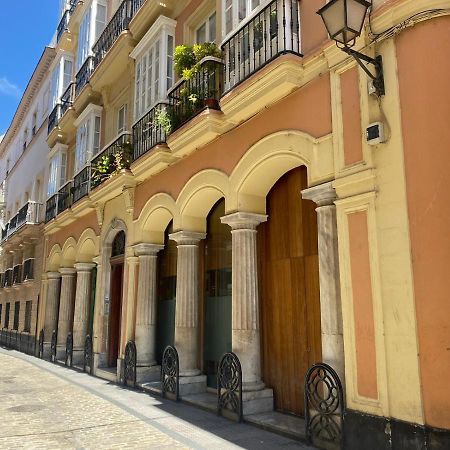APARTAMENTO COLÓN 1451 - WIFI Gratis y Aire Acondicionado Cádiz Exterior foto