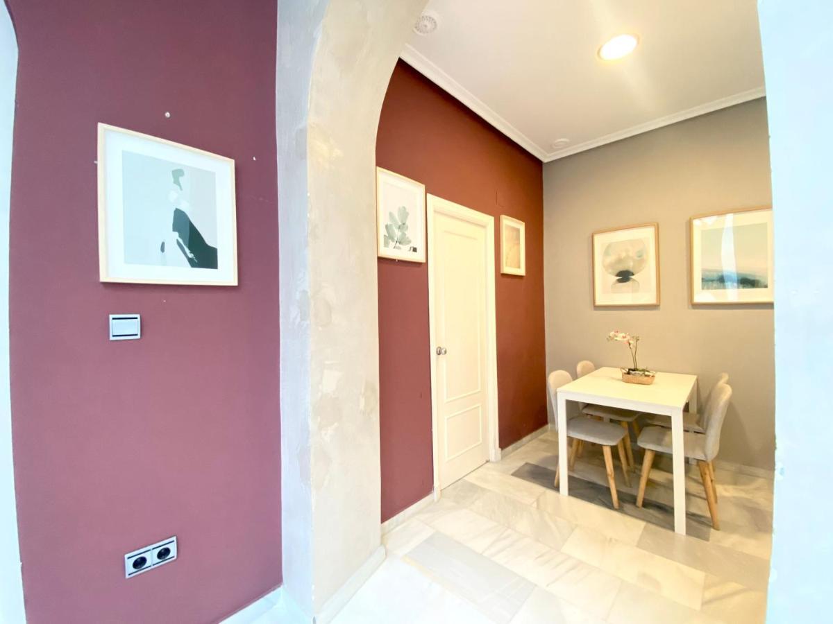APARTAMENTO COLÓN 1451 - WIFI Gratis y Aire Acondicionado Cádiz Exterior foto