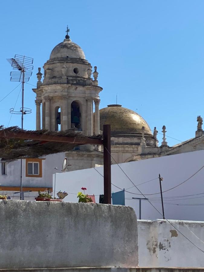 APARTAMENTO COLÓN 1451 - WIFI Gratis y Aire Acondicionado Cádiz Exterior foto