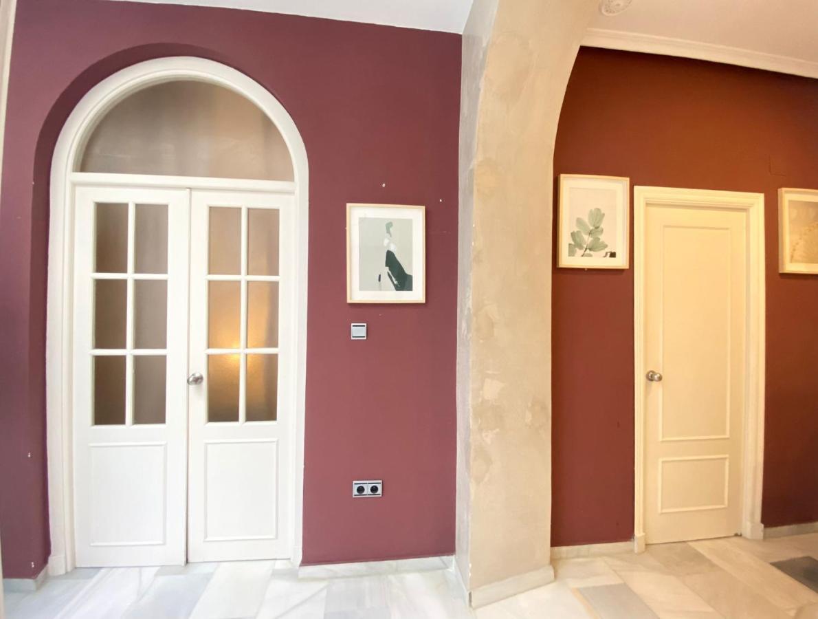 APARTAMENTO COLÓN 1451 - WIFI Gratis y Aire Acondicionado Cádiz Exterior foto